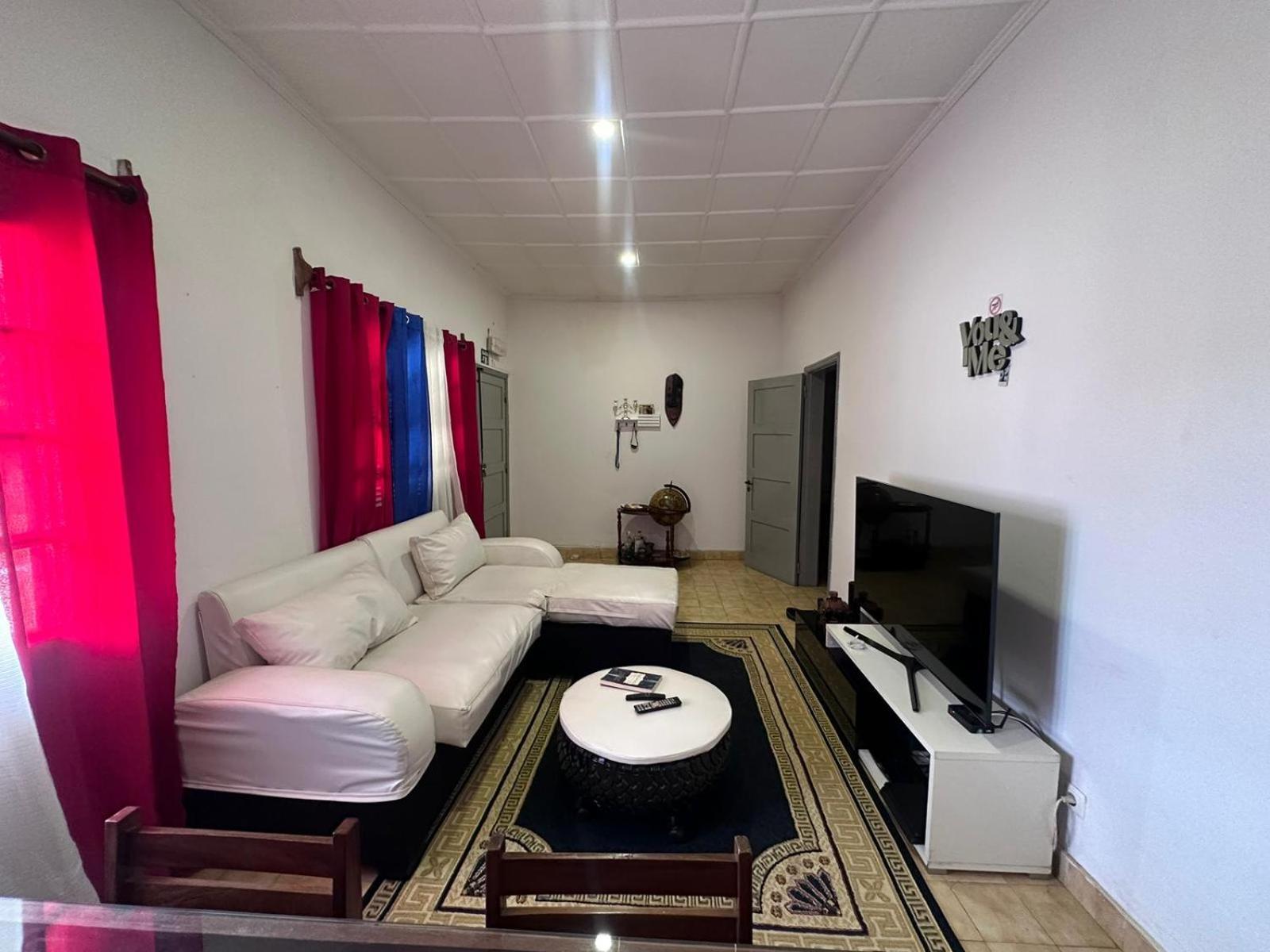 Appartement J Nova Lda à Sao Tome Extérieur photo