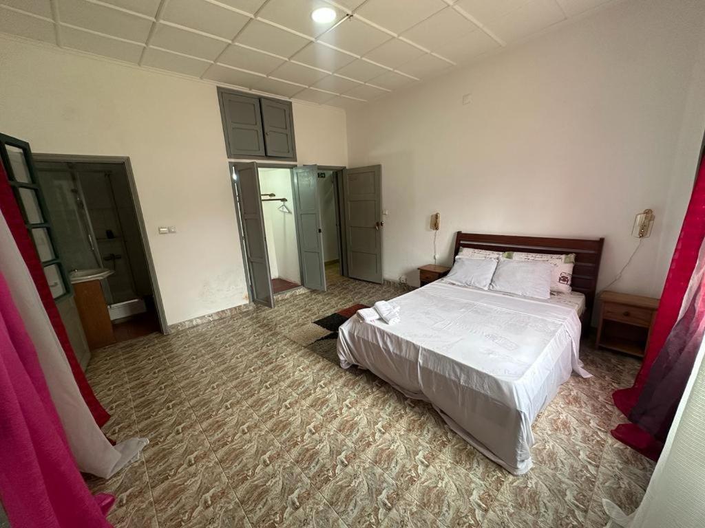 Appartement J Nova Lda à Sao Tome Extérieur photo
